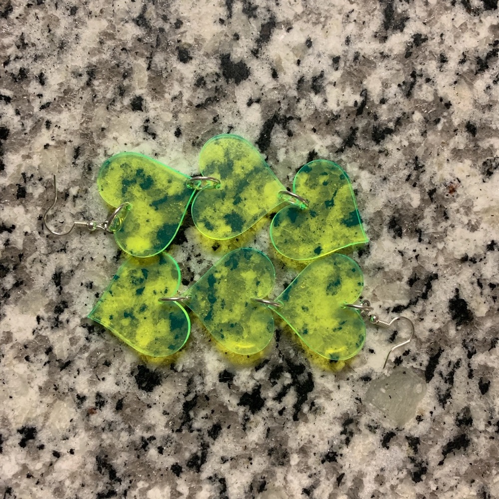 Green Neon Hearts